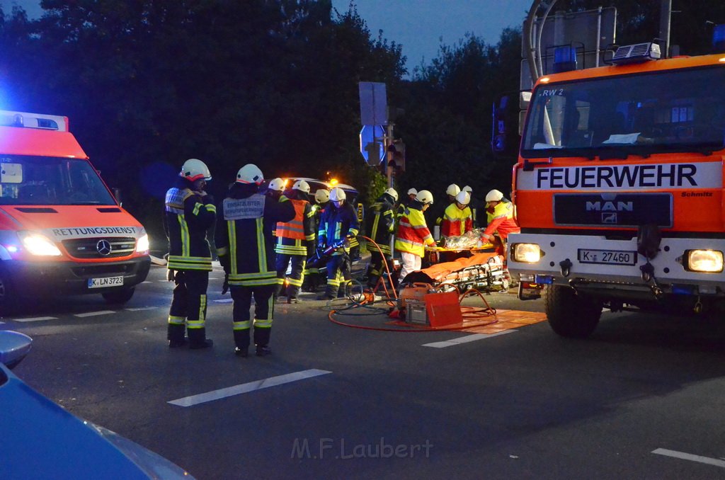 Schwerer VU Koeln Porz Gremberghoven Steinstr Frankfurterstr P023.JPG - Miklos Laubert